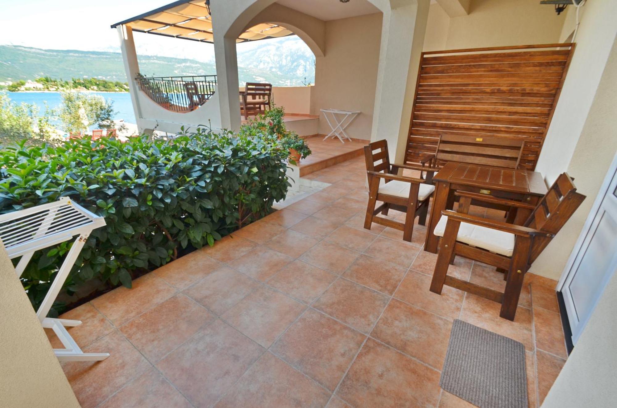 Dubravcevic Residence Tivat Exterior foto